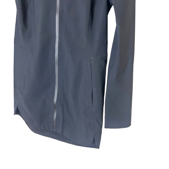 Lululemon Glyde Along Softshell- Black Size 2 - Picture 10 of 15